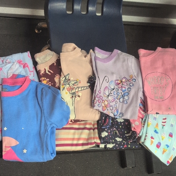 Size 7 Bundle All Included - Picture 8 of 8